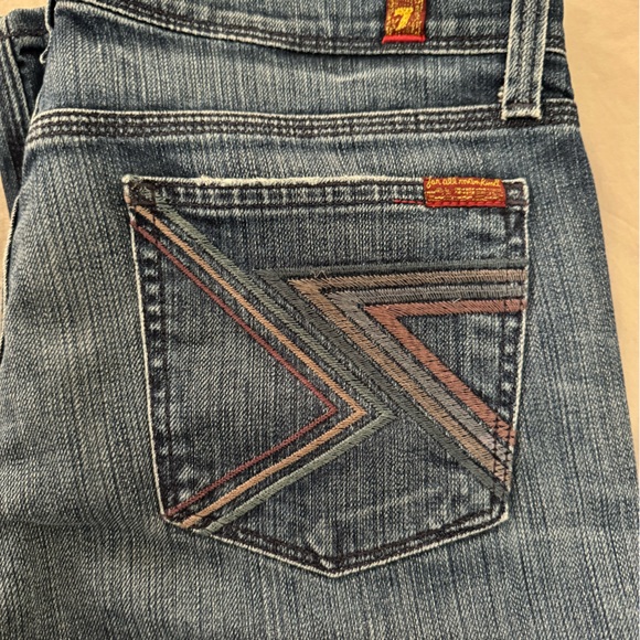 7 For All Mankind Jeans US29 mid-low rise. Very cute 🥰 - Picture 8 of 9